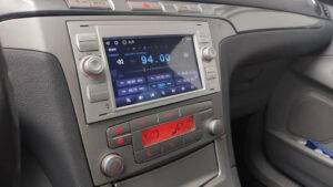 Autoradio Ford C-Max Android - CarPlay photo review