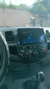 Autoradio Toyota Hilux Android Auto - CarPlay photo review