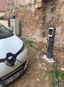 Borne de recharge triphasée 11 KW - 400V - 16A photo review