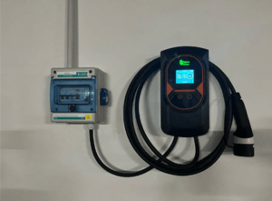 Borne de recharge triphasée 11 KW - 400V - 16A photo review