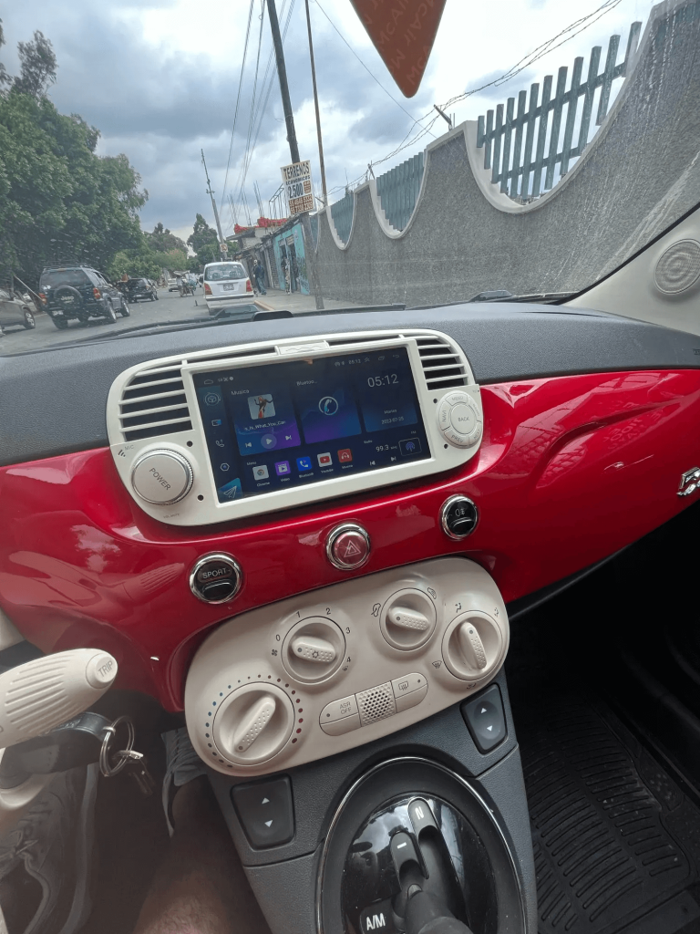 Autoradio Fiat 500 Android Auto - CarPlay photo review