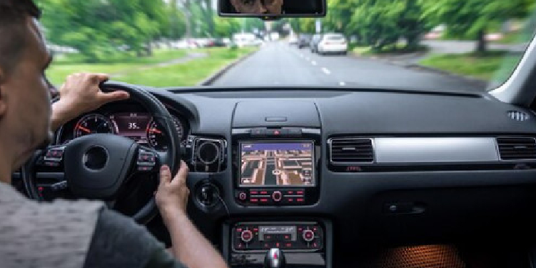 autoradio compatible avec la Peugeot 5008