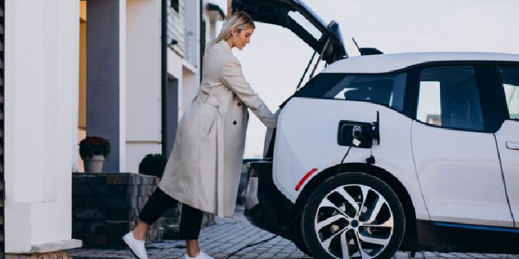 Chargeur voiture électrique maison