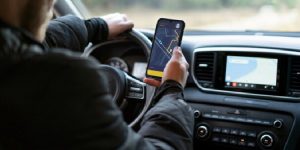 Lire la suite à propos de l’article Comment lire un schéma de branchement d’autoradio Android ?