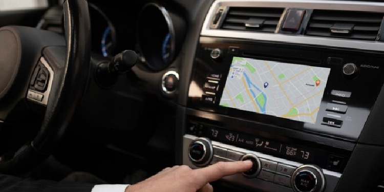 Vous consultez actuellement Branchement pour autoradio : Les étapes pour une installation réussi